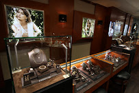 Adlers Jewelers 04