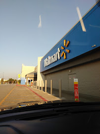 Academy Bank 02
