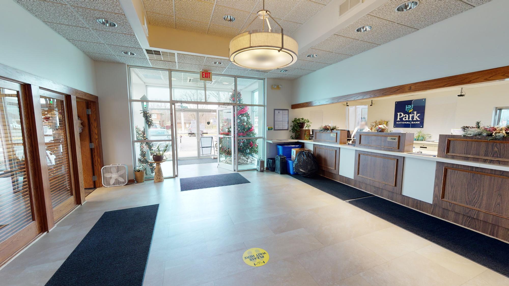 Park National Bank: Zanesville Maysville Pike Office 01