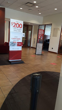Bank of America (with Drive-thru ATM) 04