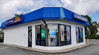 The Check Cashing Store 01