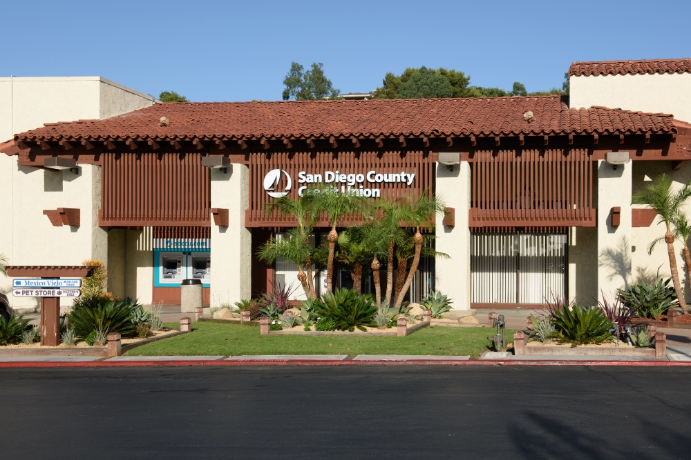 SDCCU Carlsbad Branch 01