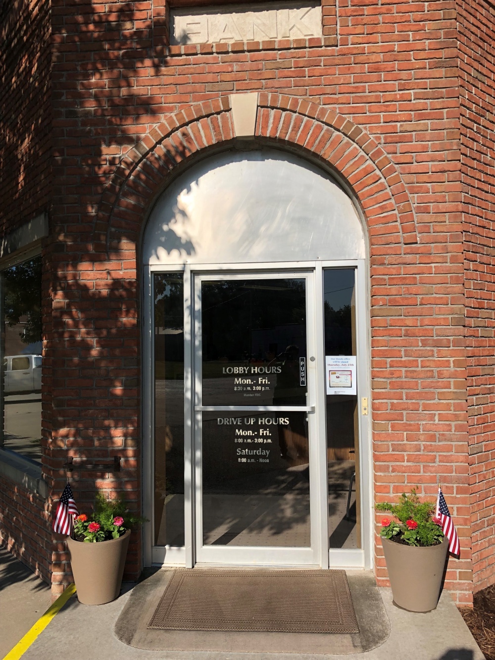 Libertyville Savings Bank 01