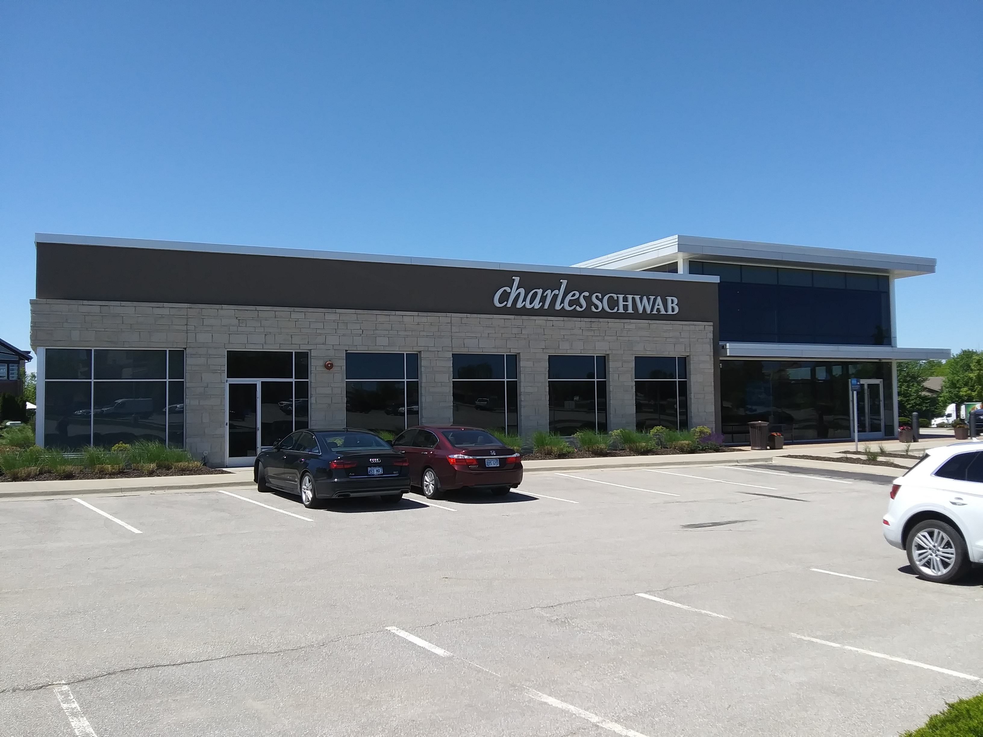 Charles Schwab 01