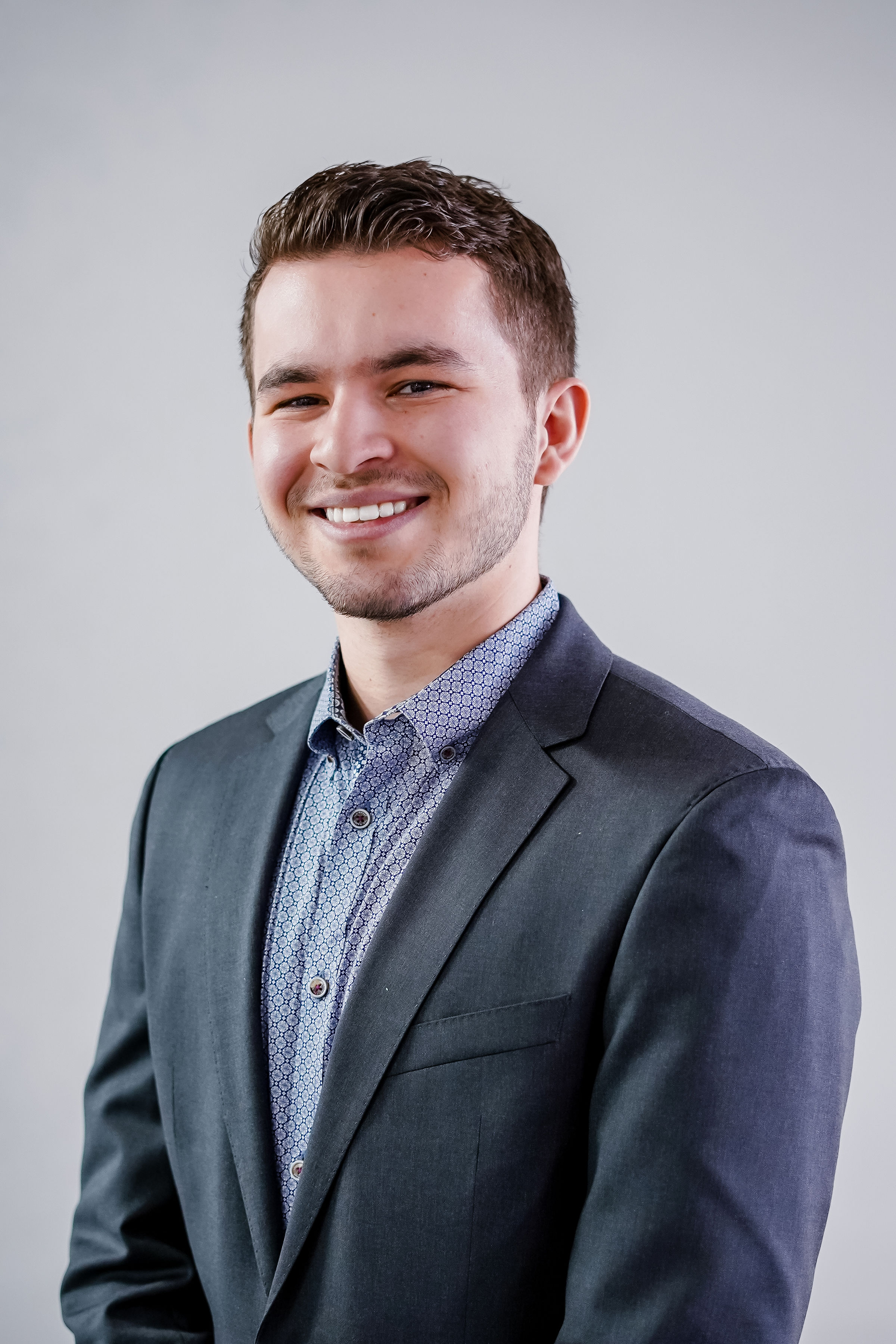 Ethan Muna - CrossCountry Mortgage, LLC 01