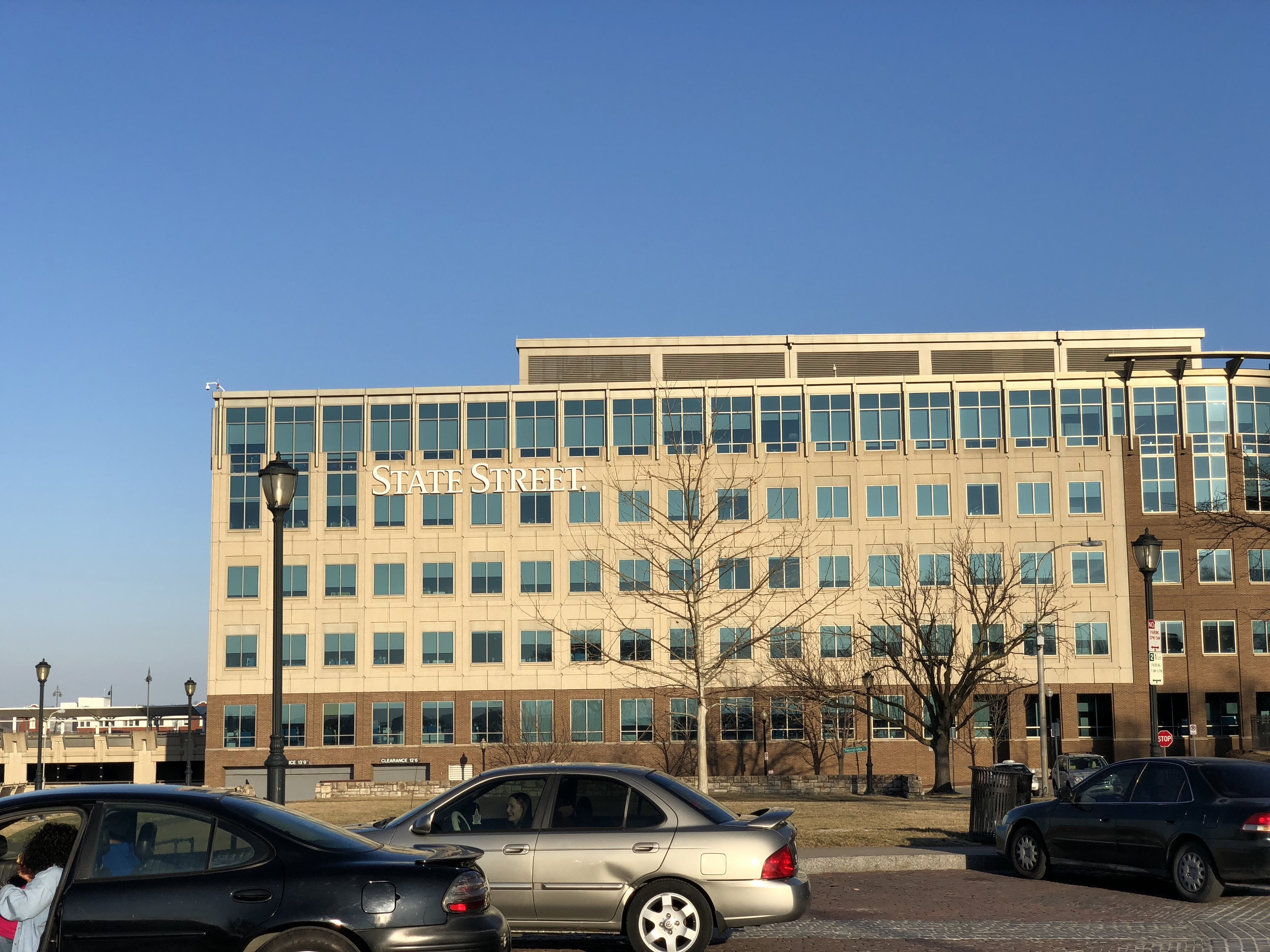 State Street Bank & Trust Co 01