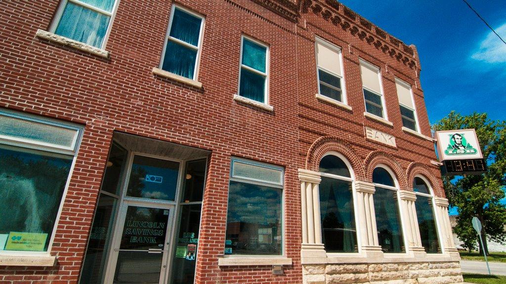 Lincoln Savings Bank 01