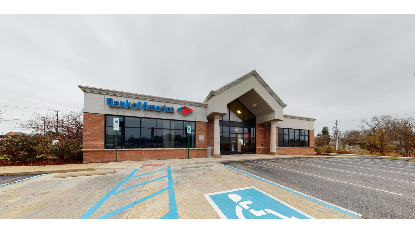 Bank of America (with Drive-thru ATM) 01