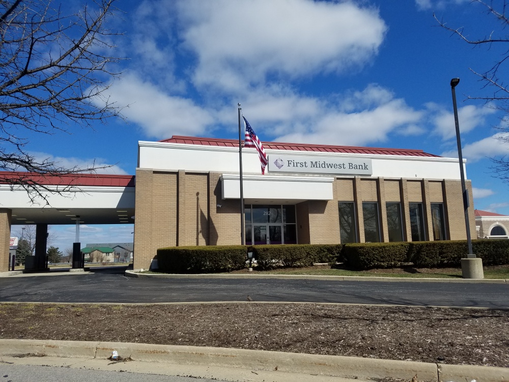 First Midwest Bank 01