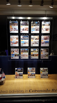 Coldwell Banker West 04