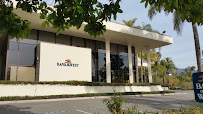 Bank of the West 01