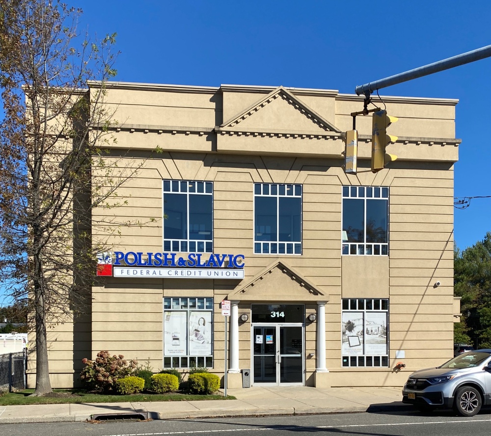Polish & Slavic Federal Credit Union 01