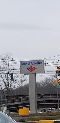 Bank of America (with Drive-thru services) 02