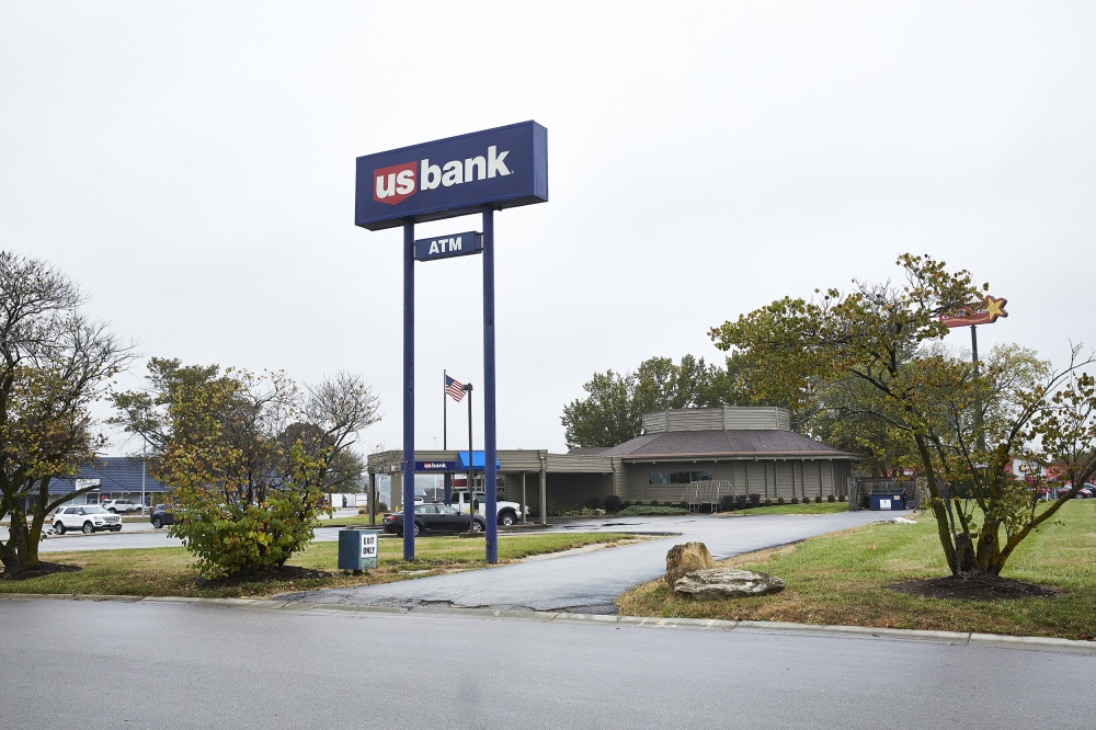 U.S. Bank Branch 01