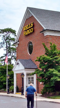 Wells Fargo Bank 02