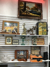 McPike's Pawn Shop 04