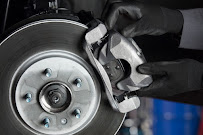 Lynch GM Superstore Service 02