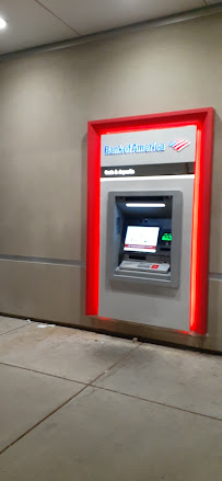 Bank of America (with Drive-thru services) 04