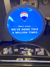 RE/MAX 360 03