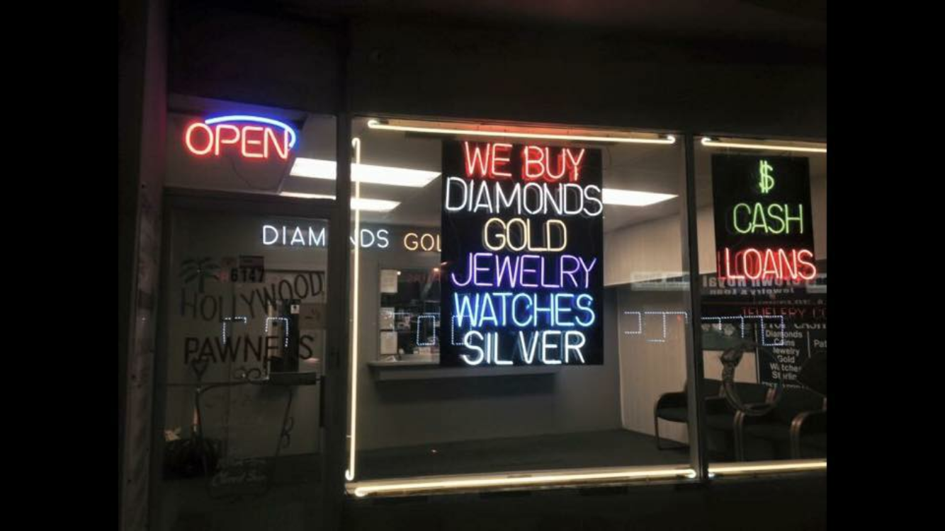 Hollywood Pawners 01