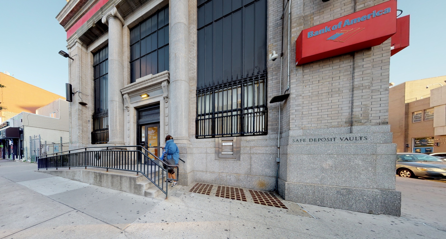 Bank of America Financial Center 01