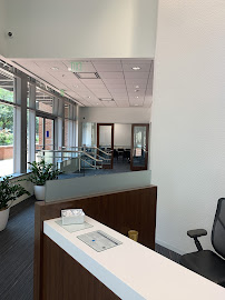 Charles Schwab 02