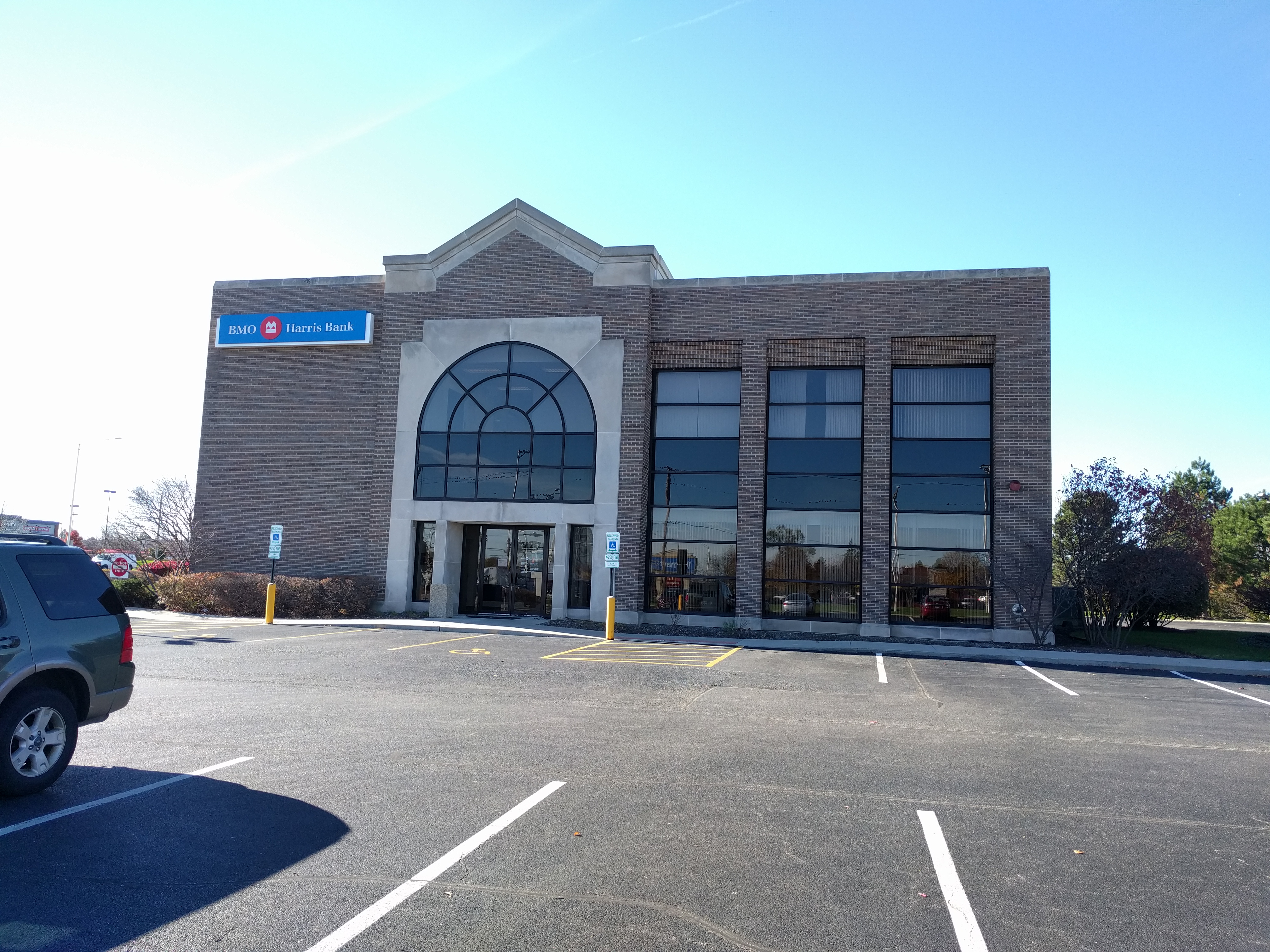 BMO Harris Bank 01