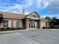 Fifth Third Bank & ATM 02
