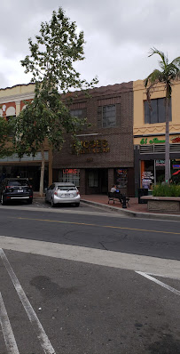 Rhodes Jewelry & Loan 02