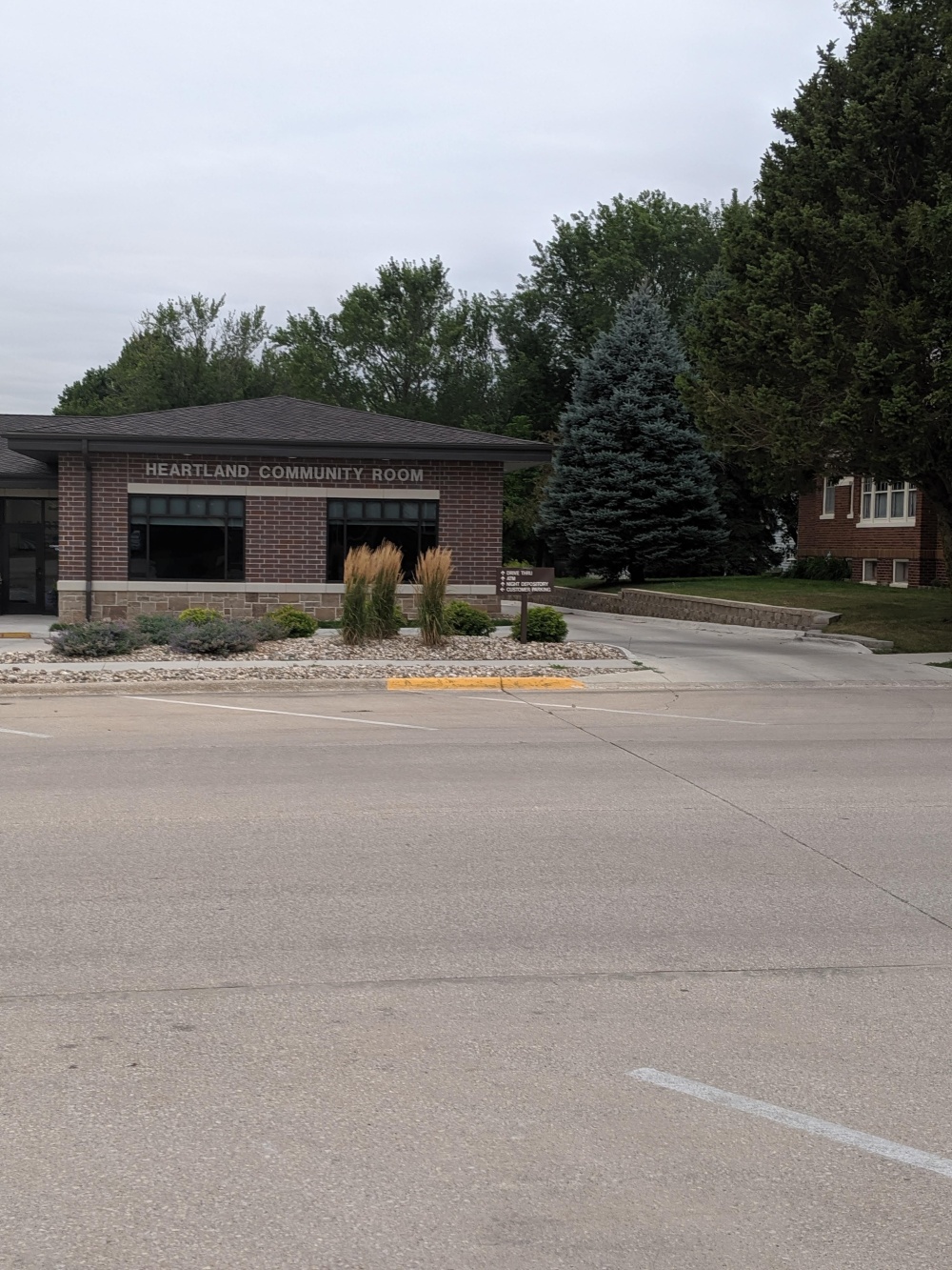 Heartland Bank 01