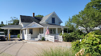 Martha's Vineyard Bank 02