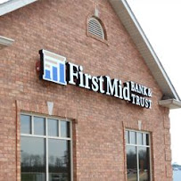 First Mid Bank & Trust Marion 04