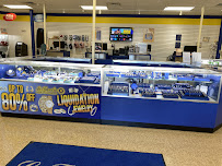 La Familia Pawn and Jewelry Town and Country 04