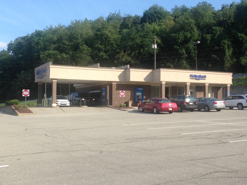Dollar Bank 01