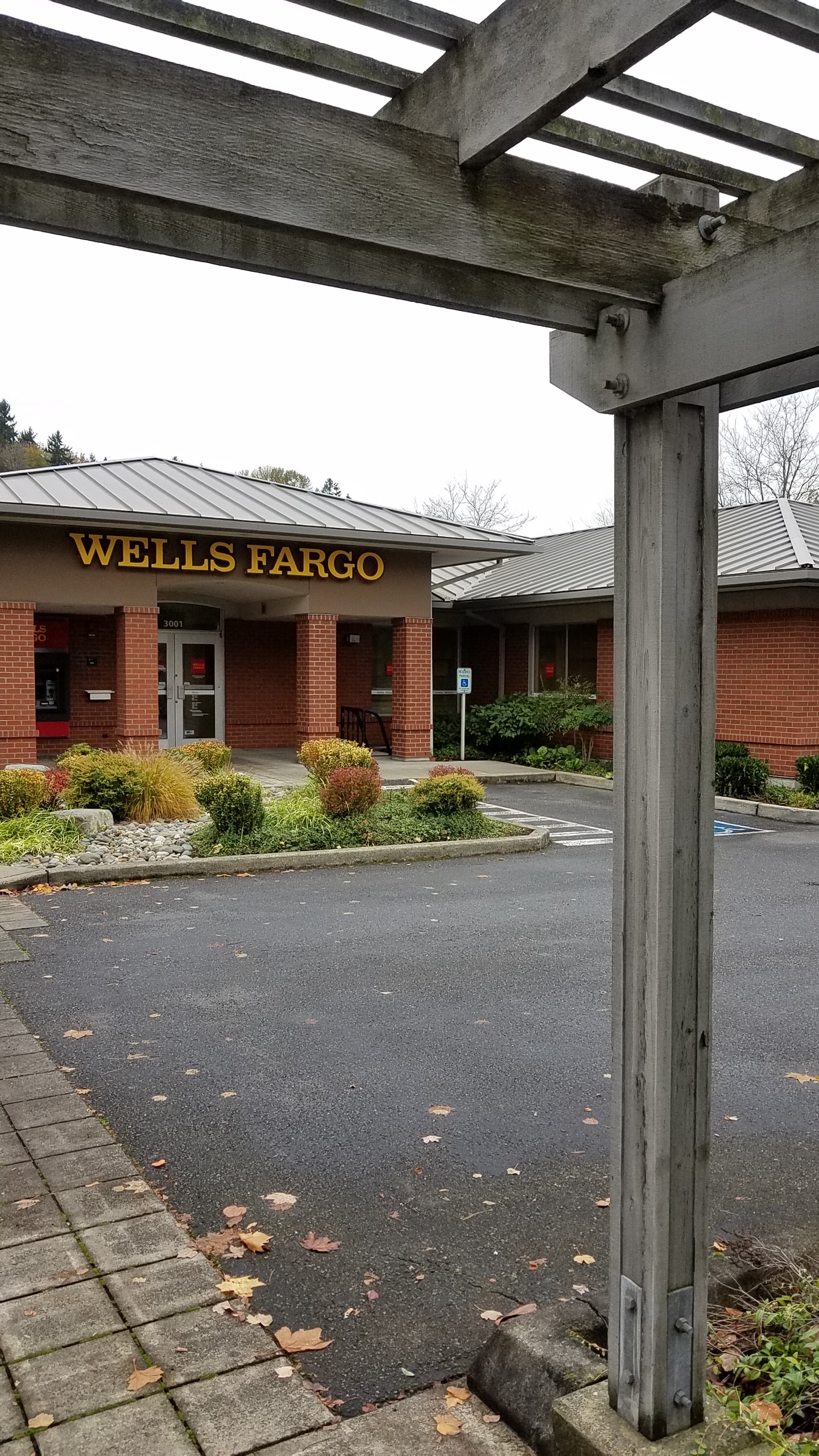 Wells Fargo Bank 01