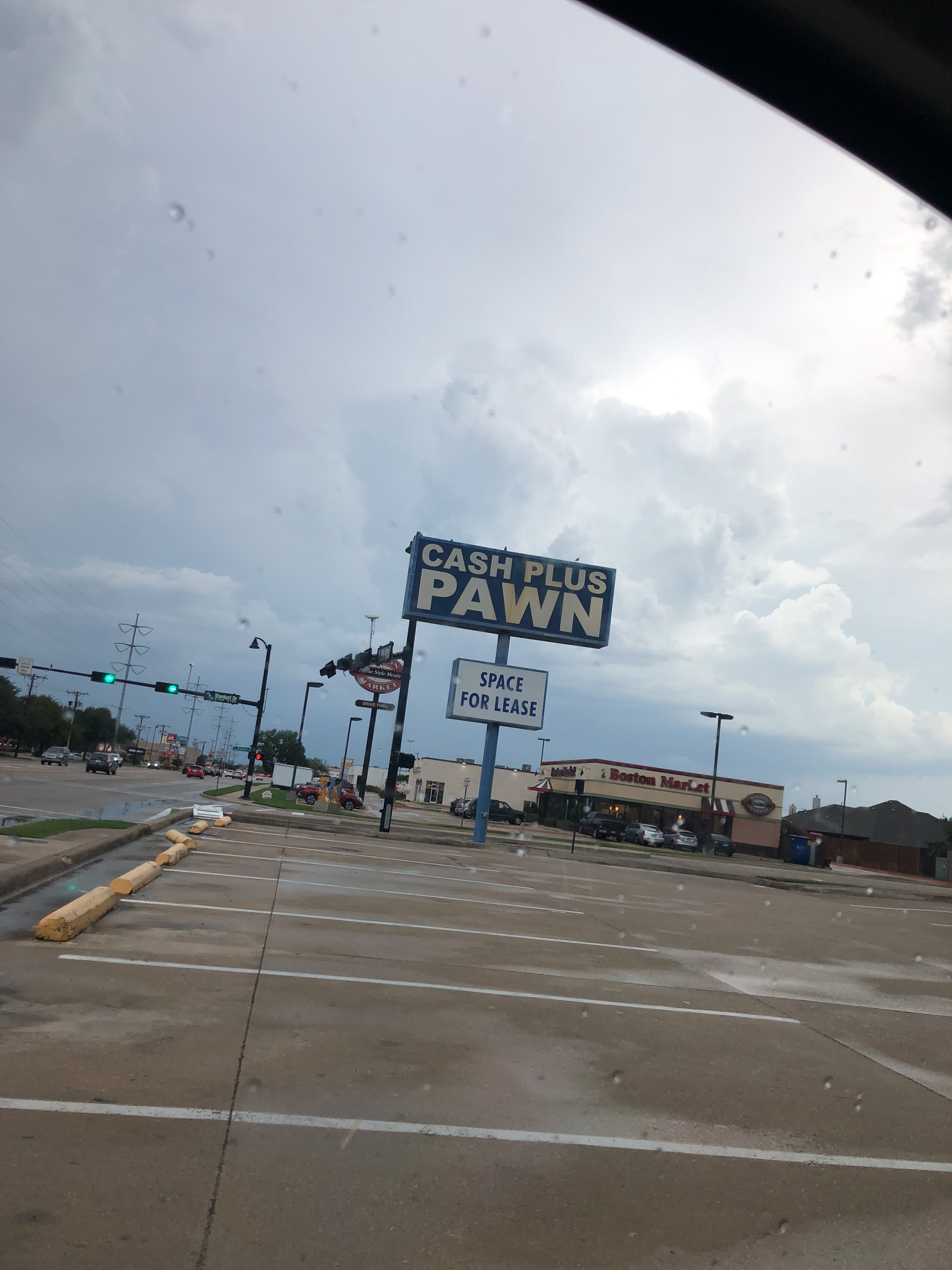 Cash Plus Pawn 01