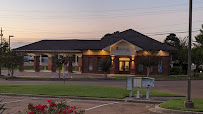Renasant Bank 02
