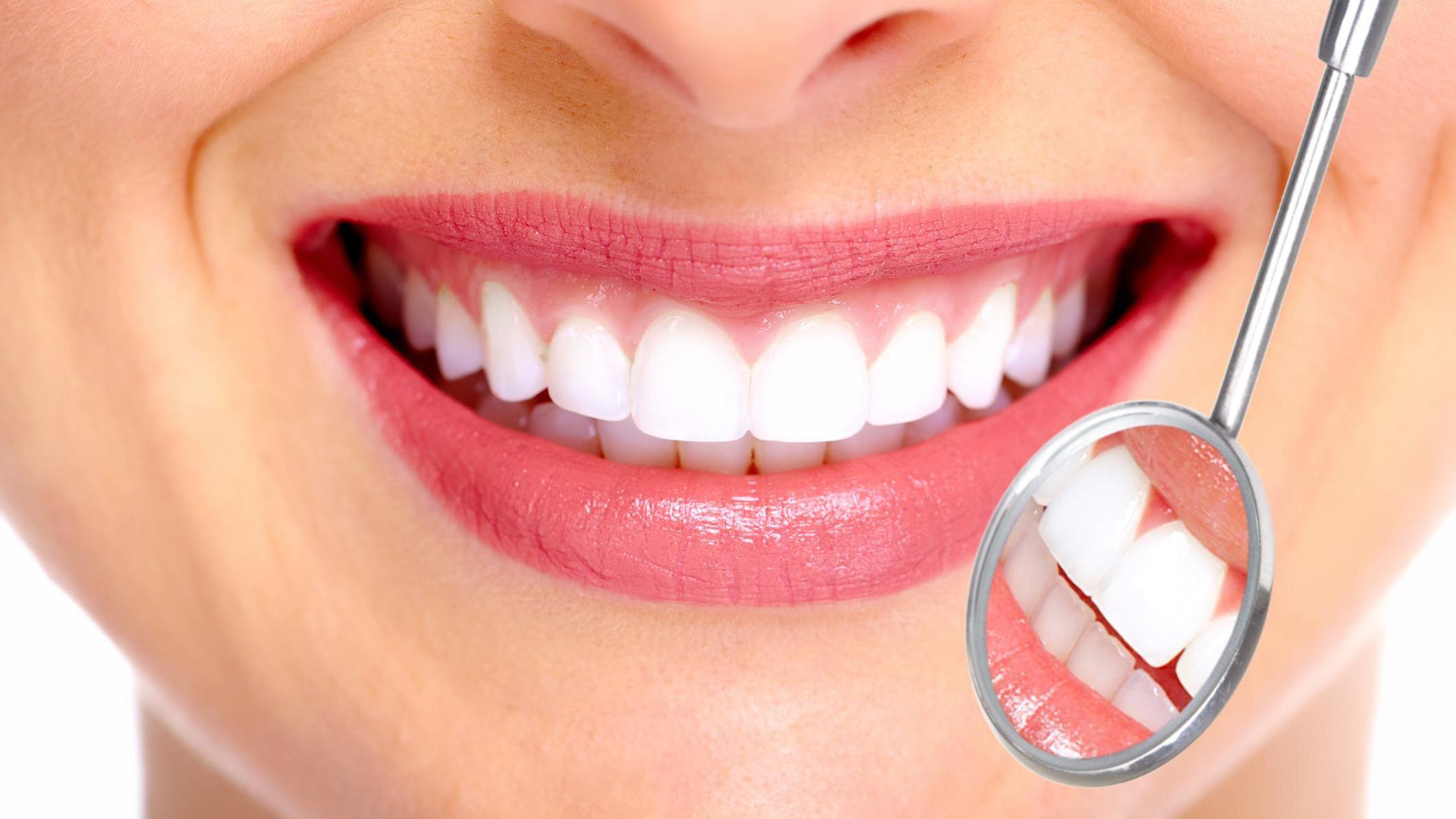 Claros Dental Smiles 01