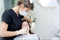 Claros Dental Smiles 02