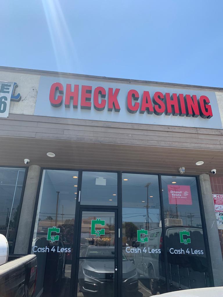 Cash 4 Less 01