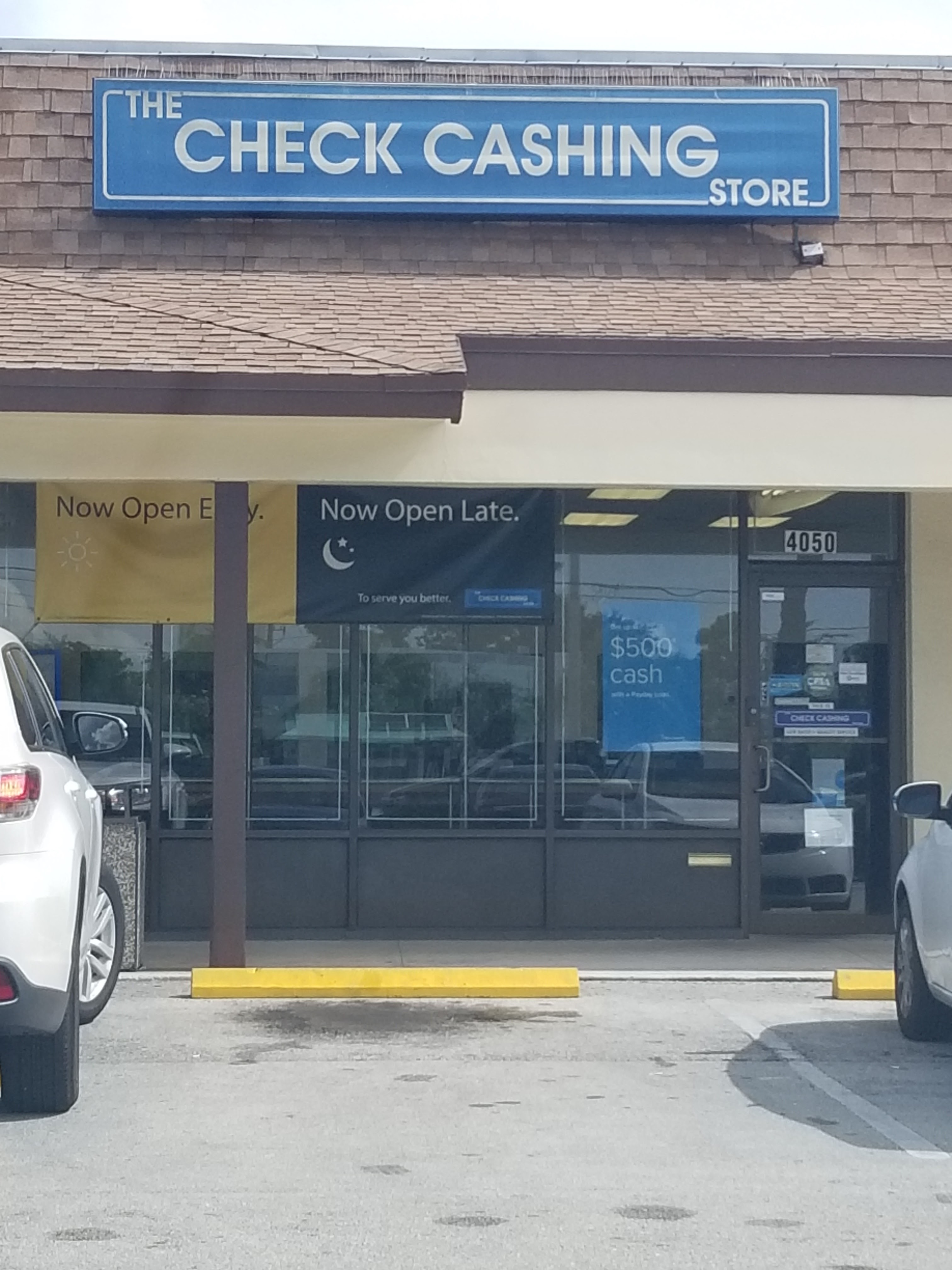 The Check Cashing Store 01