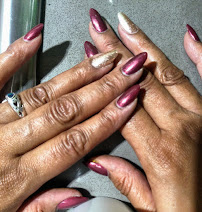 Loan Mai Nail Salon 02
