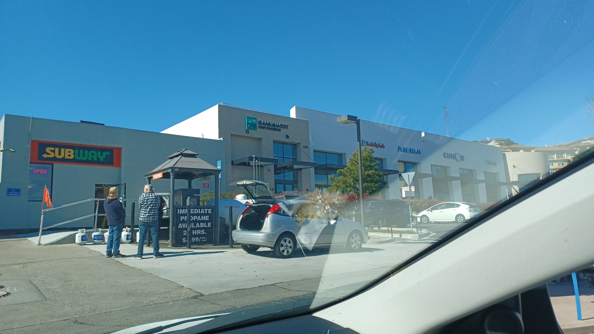Bank of the West 01