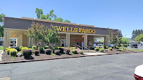 Wells Fargo Bank 01