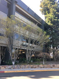 Charles Schwab 01