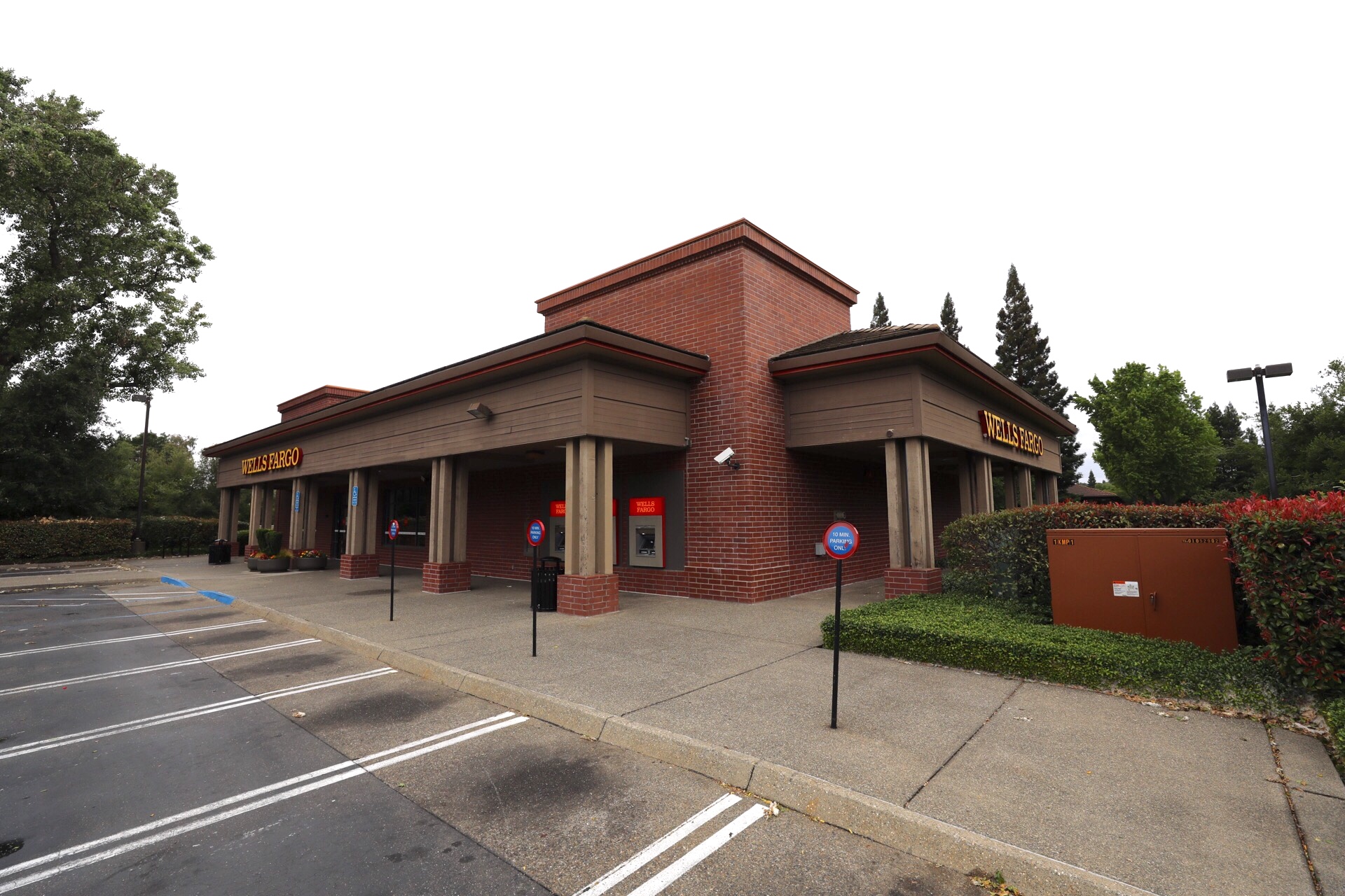 Wells Fargo Bank 01