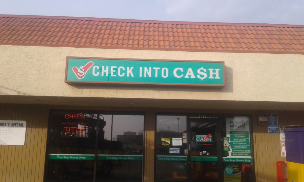 Check Into Cash 01
