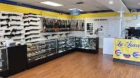 La Familia Pawn & Jewelry 03