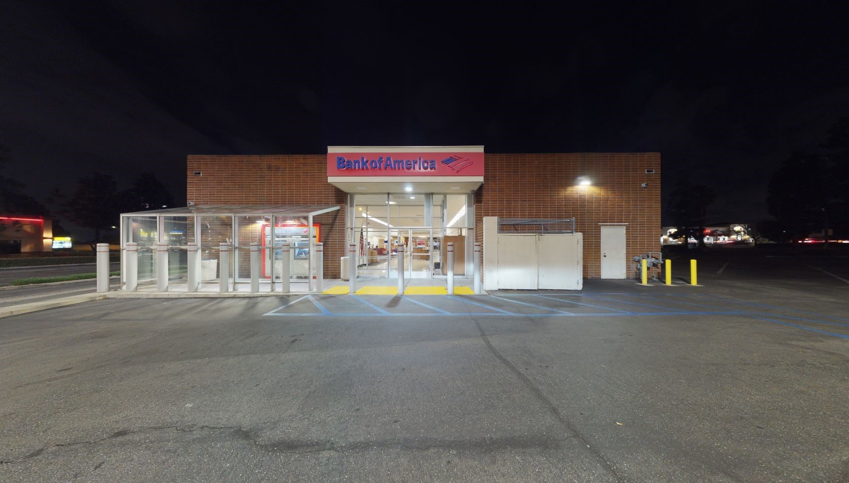 Bank of America (with Drive-thru ATM) 01