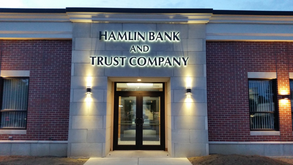 Hamlin Bank and Trust Company 01